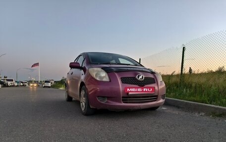 Toyota Vitz, 2005 год, 430 000 рублей, 2 фотография