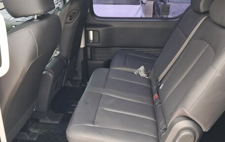 Hyundai Staria, 2022 год, 3 280 000 рублей, 14 фотография