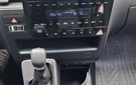 Hyundai Staria, 2022 год, 3 280 000 рублей, 12 фотография