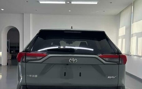 Toyota RAV4, 2021 год, 2 270 277 рублей, 5 фотография