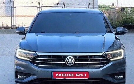 Volkswagen Jetta VII, 2021 год, 1 350 000 рублей, 2 фотография