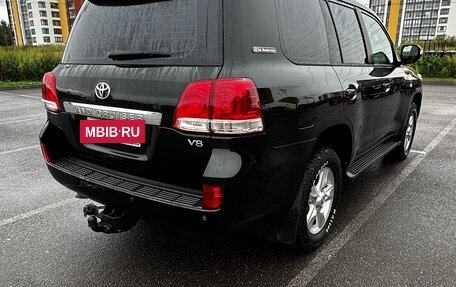 Toyota Land Cruiser 200, 2011 год, 2 625 000 рублей, 6 фотография