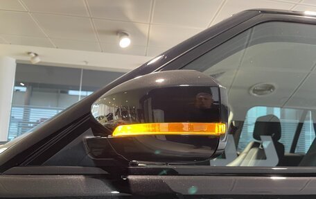 Land Rover Range Rover IV рестайлинг, 2017 год, 5 500 000 рублей, 9 фотография
