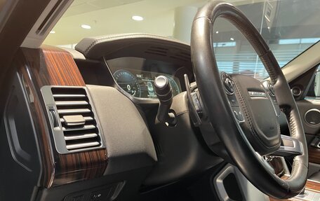 Land Rover Range Rover IV рестайлинг, 2017 год, 5 500 000 рублей, 13 фотография