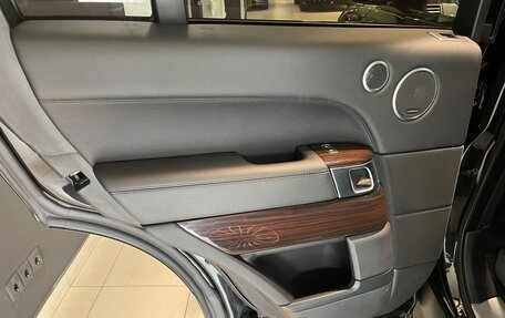 Land Rover Range Rover IV рестайлинг, 2017 год, 5 500 000 рублей, 20 фотография