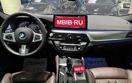 BMW 5 серия, 2022 год, 4 500 000 рублей, 10 фотография