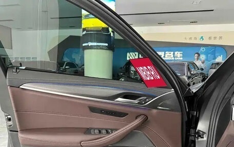 BMW 5 серия, 2022 год, 4 500 000 рублей, 11 фотография