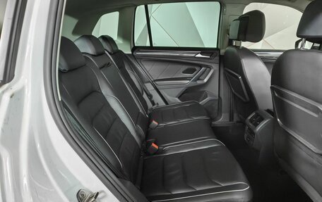 Volkswagen Tiguan II, 2020 год, 2 797 000 рублей, 12 фотография
