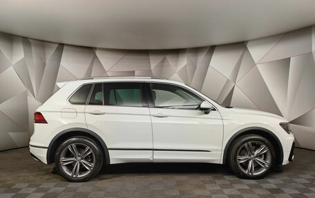 Volkswagen Tiguan II, 2020 год, 2 797 000 рублей, 6 фотография