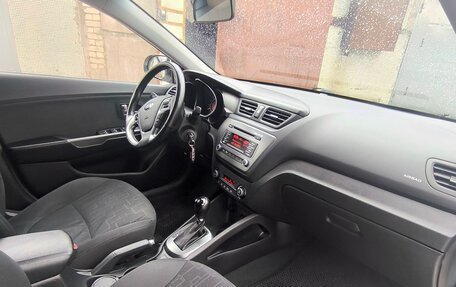 KIA Rio III рестайлинг, 2015 год, 1 300 000 рублей, 18 фотография