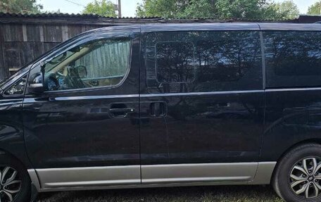 Hyundai H-1 II рестайлинг, 2021 год, 3 200 000 рублей, 3 фотография