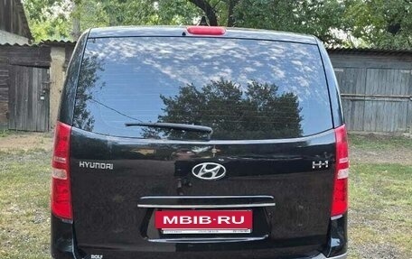 Hyundai H-1 II рестайлинг, 2021 год, 3 200 000 рублей, 4 фотография