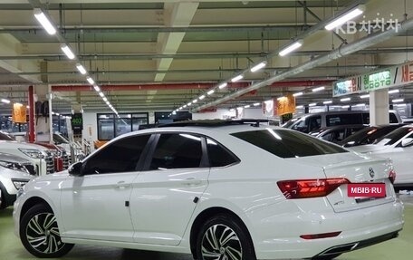 Volkswagen Jetta VII, 2021 год, 1 680 000 рублей, 4 фотография