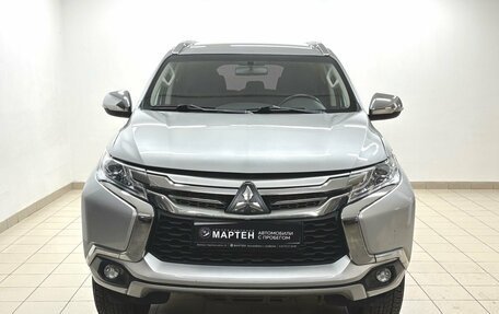 Mitsubishi Pajero Sport III рестайлинг, 2018 год, 2 999 000 рублей, 2 фотография