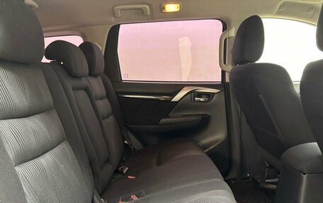 Mitsubishi Pajero Sport III рестайлинг, 2018 год, 2 999 000 рублей, 13 фотография