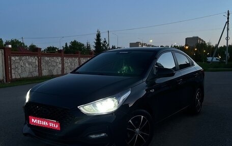 Hyundai Solaris II рестайлинг, 2018 год, 1 150 000 рублей, 1 фотография