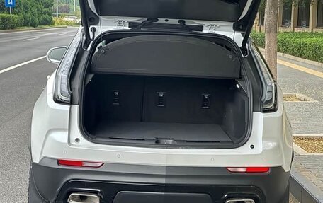 Cadillac XT4 I, 2022 год, 2 200 000 рублей, 6 фотография