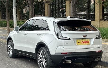 Cadillac XT4 I, 2022 год, 2 200 000 рублей, 4 фотография