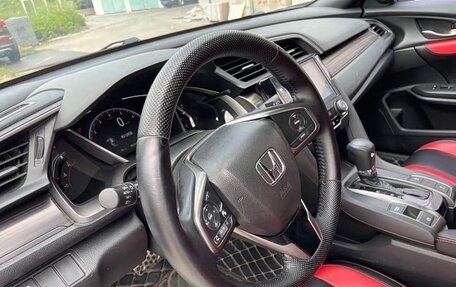 Honda Civic, 2022 год, 1 400 000 рублей, 12 фотография