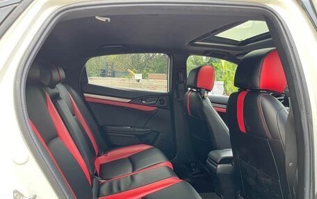 Honda Civic, 2022 год, 1 400 000 рублей, 15 фотография