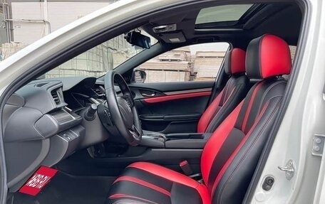 Honda Civic, 2022 год, 1 400 000 рублей, 10 фотография