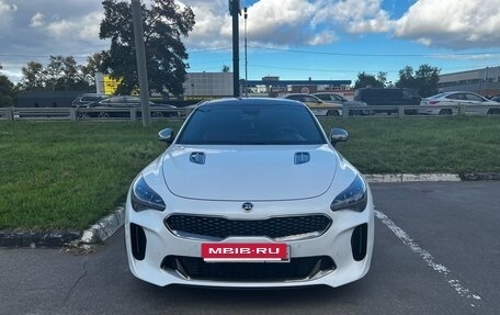 KIA Stinger I, 2018 год, 2 750 000 рублей, 2 фотография