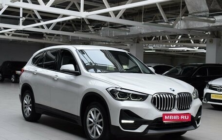 BMW X1, 2021 год, 2 020 000 рублей, 1 фотография