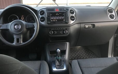 Volkswagen Tiguan I, 2011 год, 960 000 рублей, 4 фотография