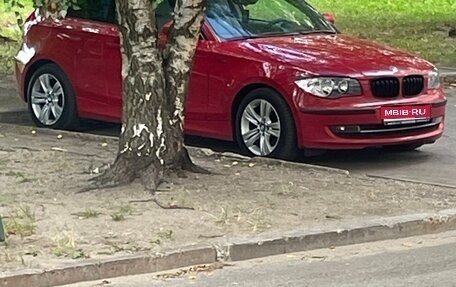 BMW 1 серия, 2008 год, 550 000 рублей, 1 фотография