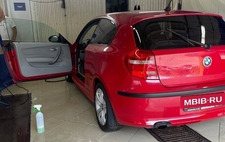 BMW 1 серия, 2008 год, 550 000 рублей, 3 фотография