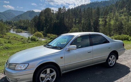 Toyota Camry, 2000 год, 850 000 рублей, 1 фотография