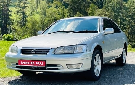 Toyota Camry, 2000 год, 850 000 рублей, 3 фотография
