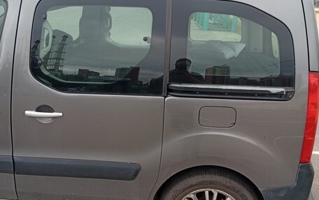 Peugeot Partner II рестайлинг 2, 2011 год, 547 000 рублей, 3 фотография