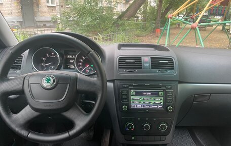 Skoda Yeti I рестайлинг, 2013 год, 1 000 000 рублей, 11 фотография