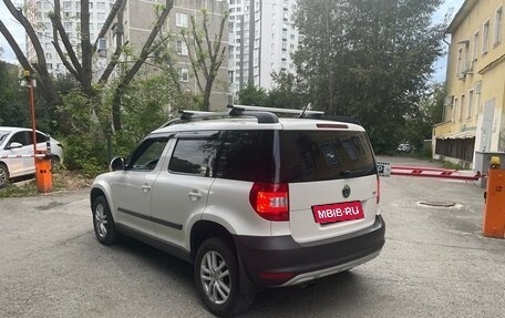 Skoda Yeti I рестайлинг, 2013 год, 1 000 000 рублей, 8 фотография