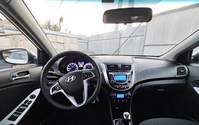 Hyundai Solaris II рестайлинг, 2011 год, 635 000 рублей, 1 фотография
