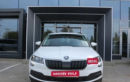 Skoda Karoq I, 2021 год, 1 990 000 рублей, 2 фотография