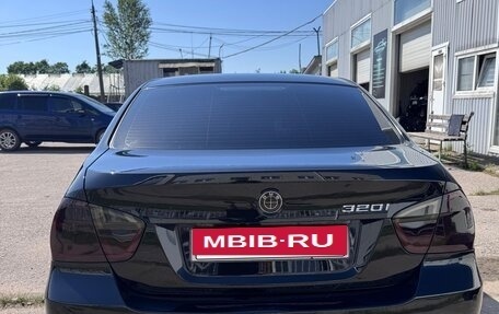 BMW 3 серия, 2005 год, 650 000 рублей, 6 фотография
