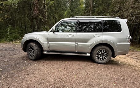 Mitsubishi Pajero IV, 2018 год, 3 700 000 рублей, 6 фотография