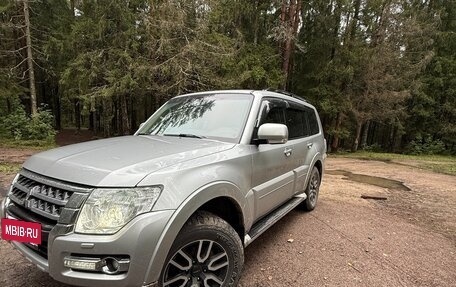 Mitsubishi Pajero IV, 2018 год, 3 700 000 рублей, 5 фотография