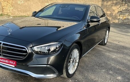 Mercedes-Benz E-Класс, 2021 год, 4 690 000 рублей, 10 фотография
