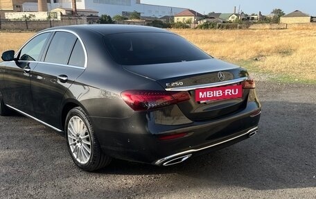 Mercedes-Benz E-Класс, 2021 год, 4 690 000 рублей, 13 фотография