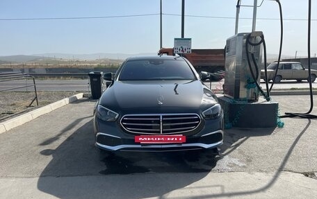 Mercedes-Benz E-Класс, 2021 год, 4 690 000 рублей, 19 фотография