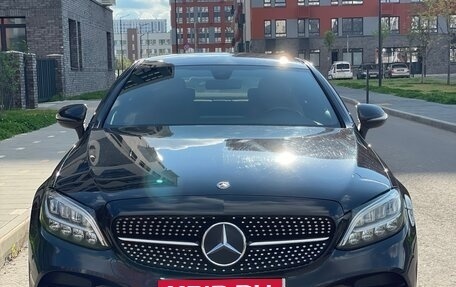 Mercedes-Benz C-Класс, 2018 год, 3 000 000 рублей, 1 фотография