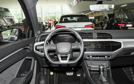 Audi Q3, 2025 год, 4 075 837 рублей, 13 фотография