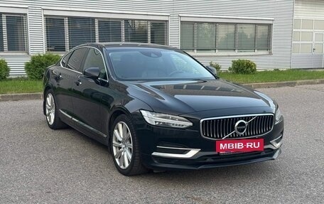 Volvo S90 II рестайлинг, 2019 год, 2 620 000 рублей, 3 фотография