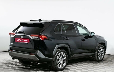 Toyota RAV4, 2021 год, 3 980 000 рублей, 5 фотография