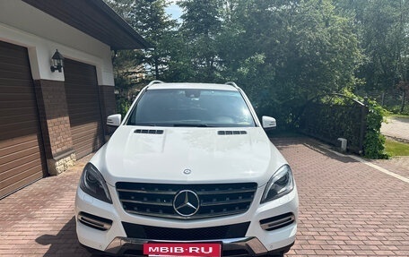 Mercedes-Benz M-Класс, 2015 год, 3 100 000 рублей, 3 фотография