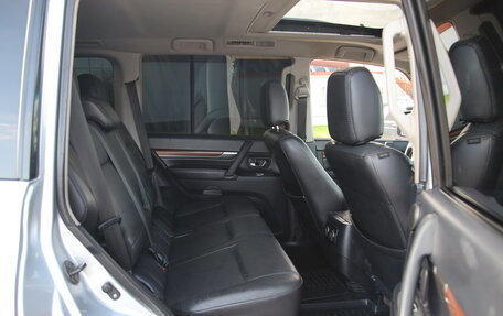 Mitsubishi Pajero IV, 2008 год, 1 590 000 рублей, 12 фотография