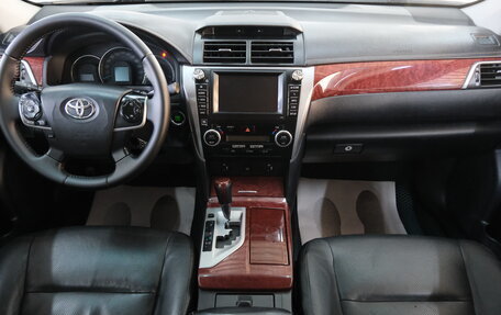 Toyota Camry, 2012 год, 1 719 000 рублей, 17 фотография
